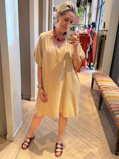 Jurk Gigi Mousseline Beige - Peet kleding