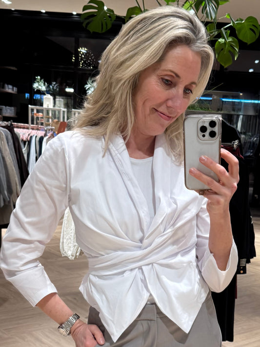 Wikkelblouse Sannie Wit - Peet kleding