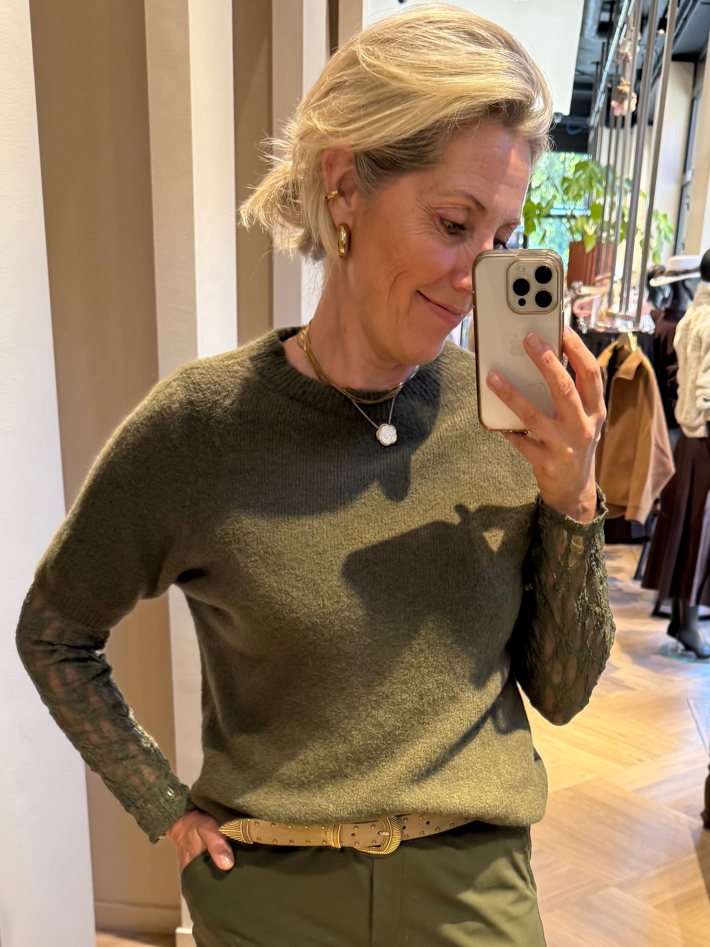 Triple Nine - Alpaca Top Levi Donkergroen