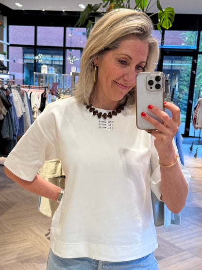 Copenhage Muse Tee Offwhite Mimosa - Peet kleding