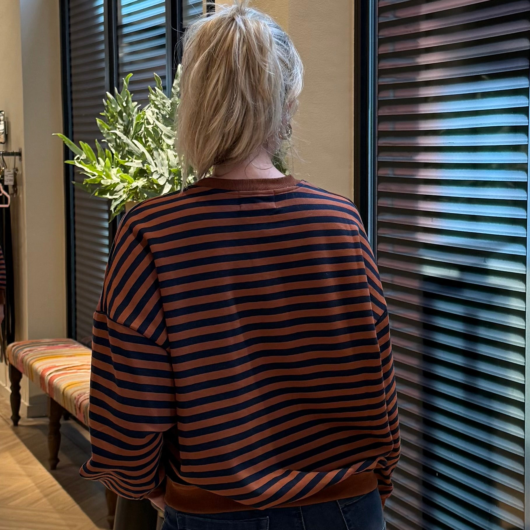 Azzurro Pip Sweater Streep Navy Camel - Peet kleding