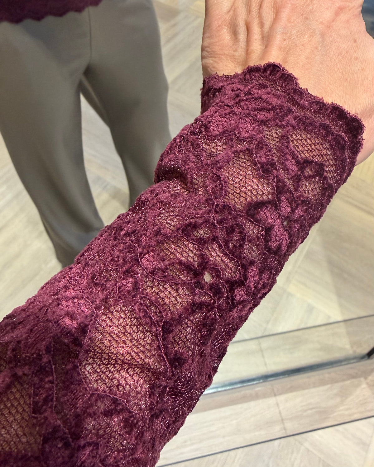 Top Kyra Kant Aubergine - Peet kleding