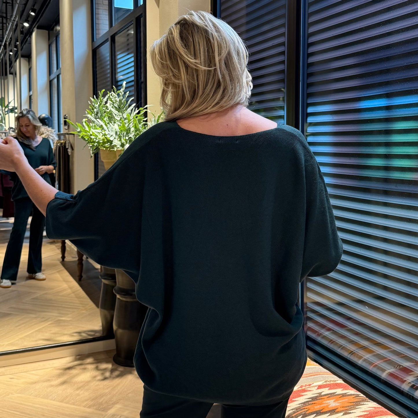 Top Gaia V-hals Groen - Peet kleding