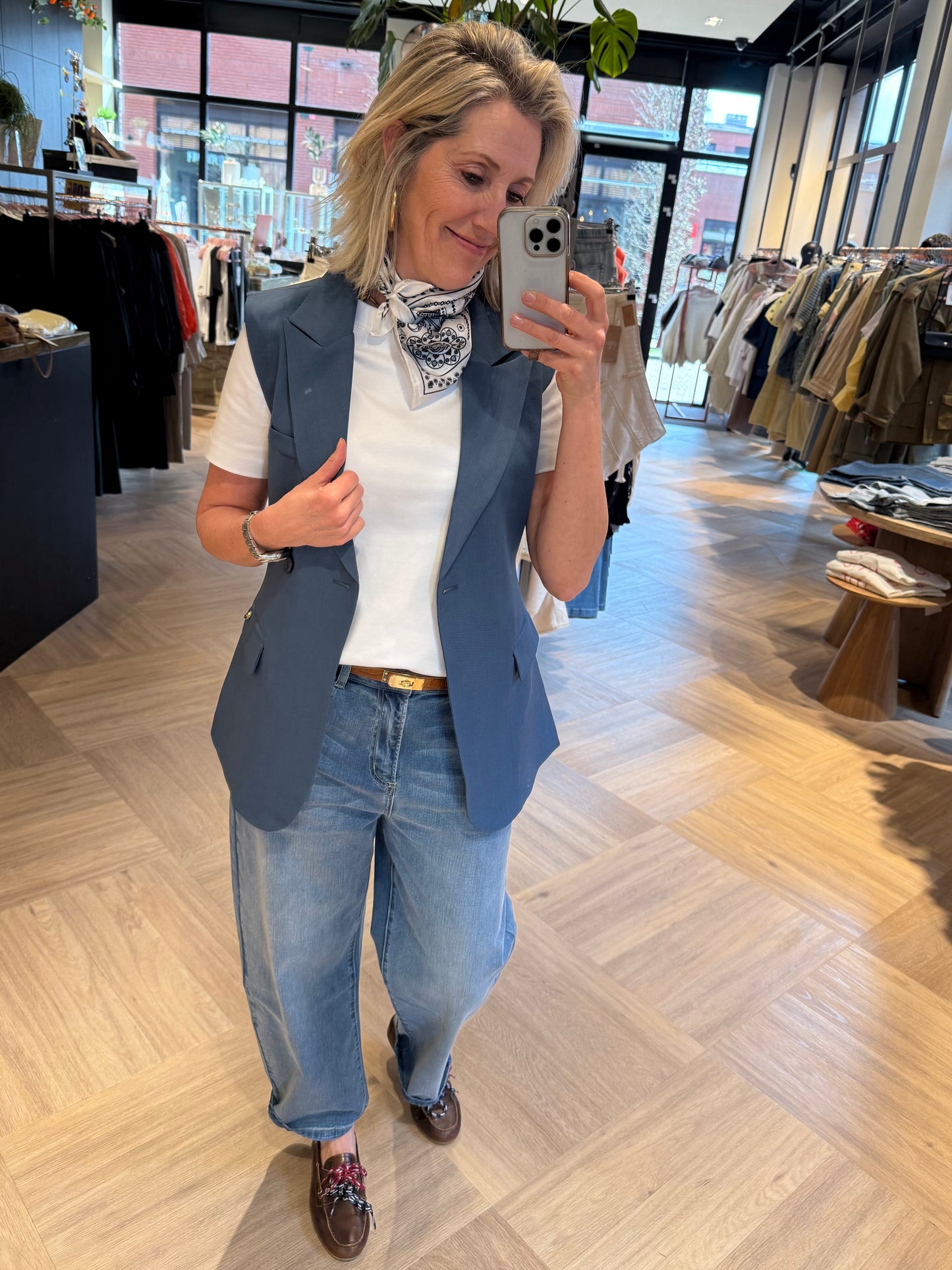 Ambika Gilet Jeansblauw - Peet kleding