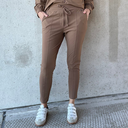 Triple Nine - Travel Broek Fenna Camel - 2101 - Peet kleding