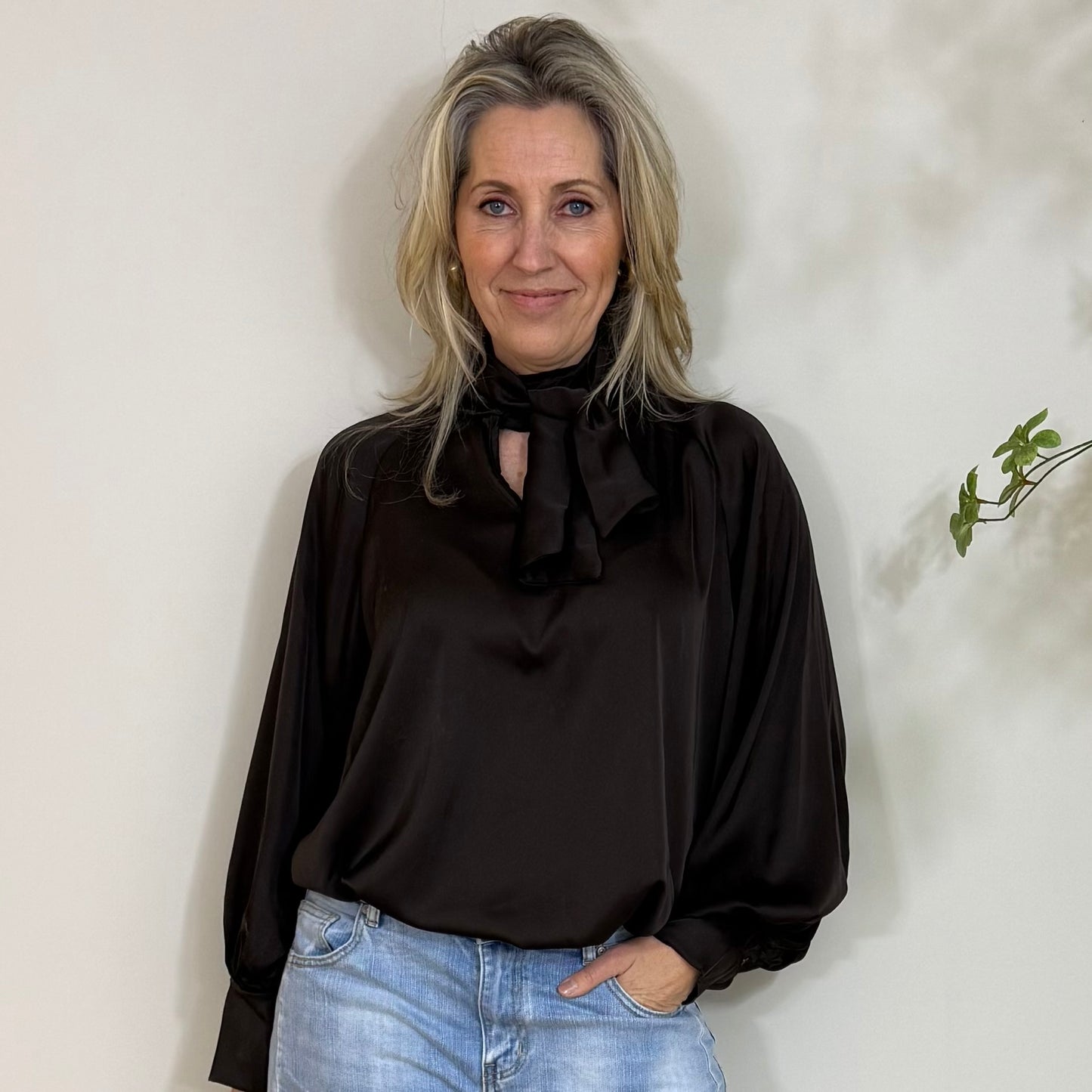 Blouse Silky Bruin - Peet kleding