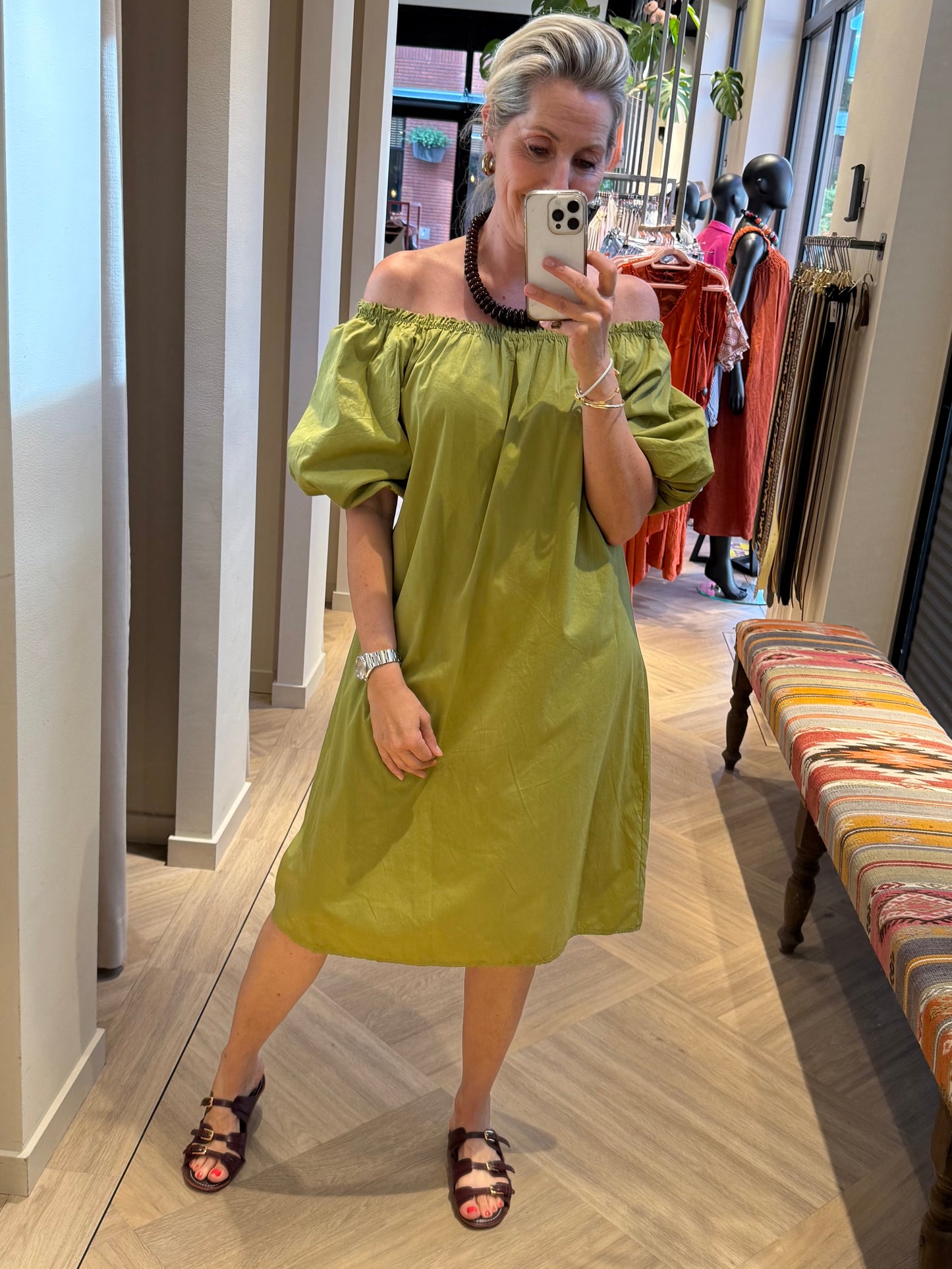 Jurk Claire Offshoulder Groen - Peet kleding