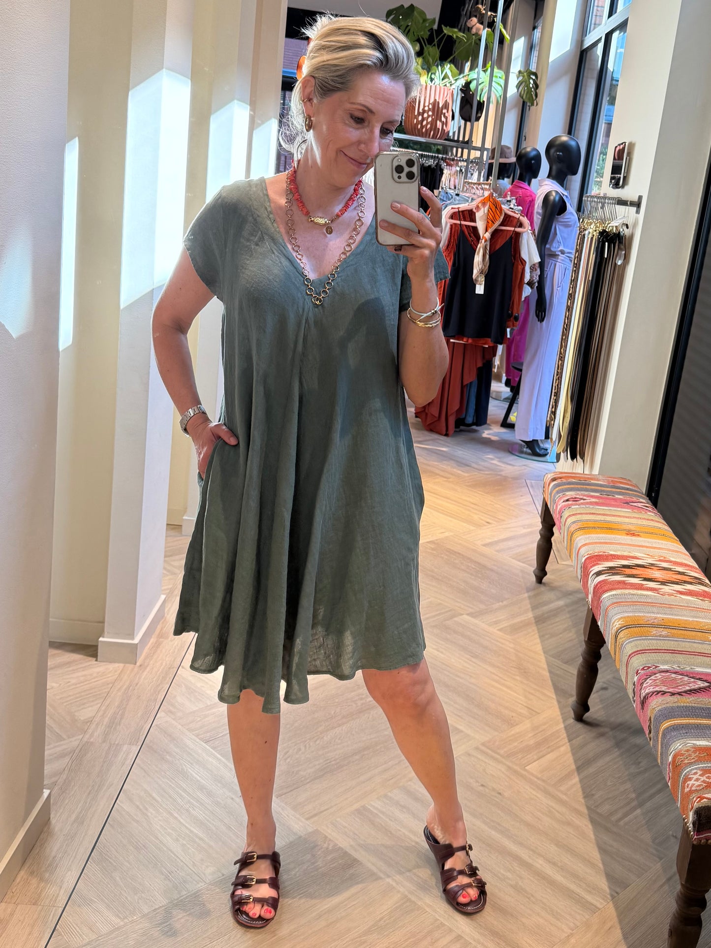 Jurk Kaartje V-Hals Army - Peet kleding