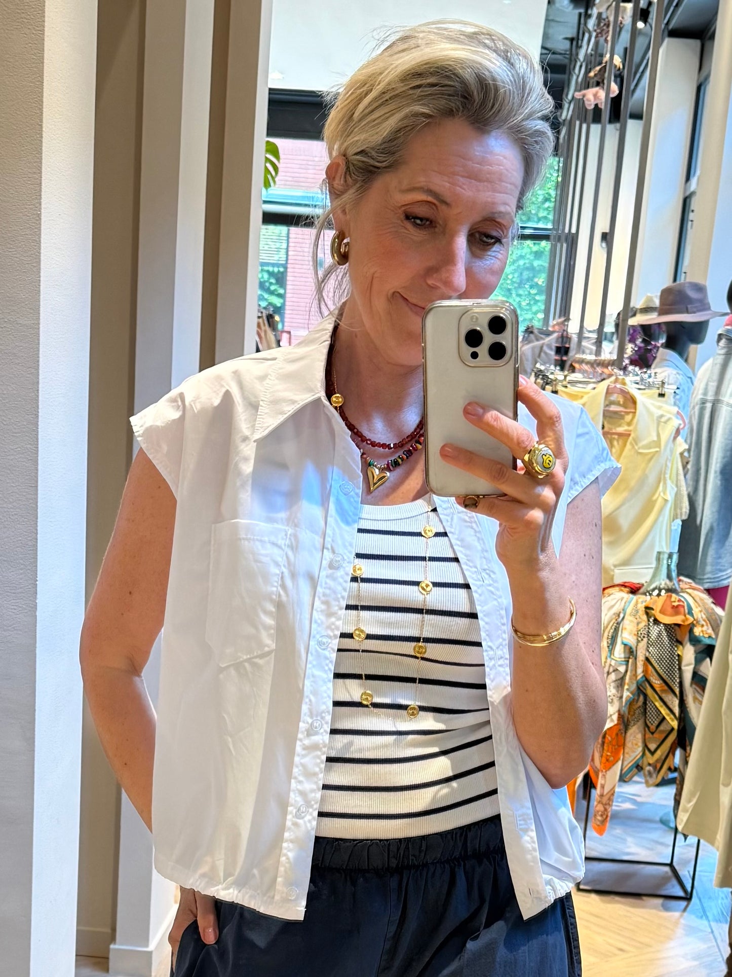 Ambika Blouse Jade Mouwloos Wit - Peet kleding