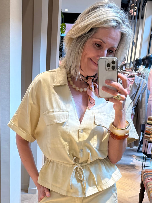 Red Button Top Drew Drawstring Zachtgeel - Peet kleding