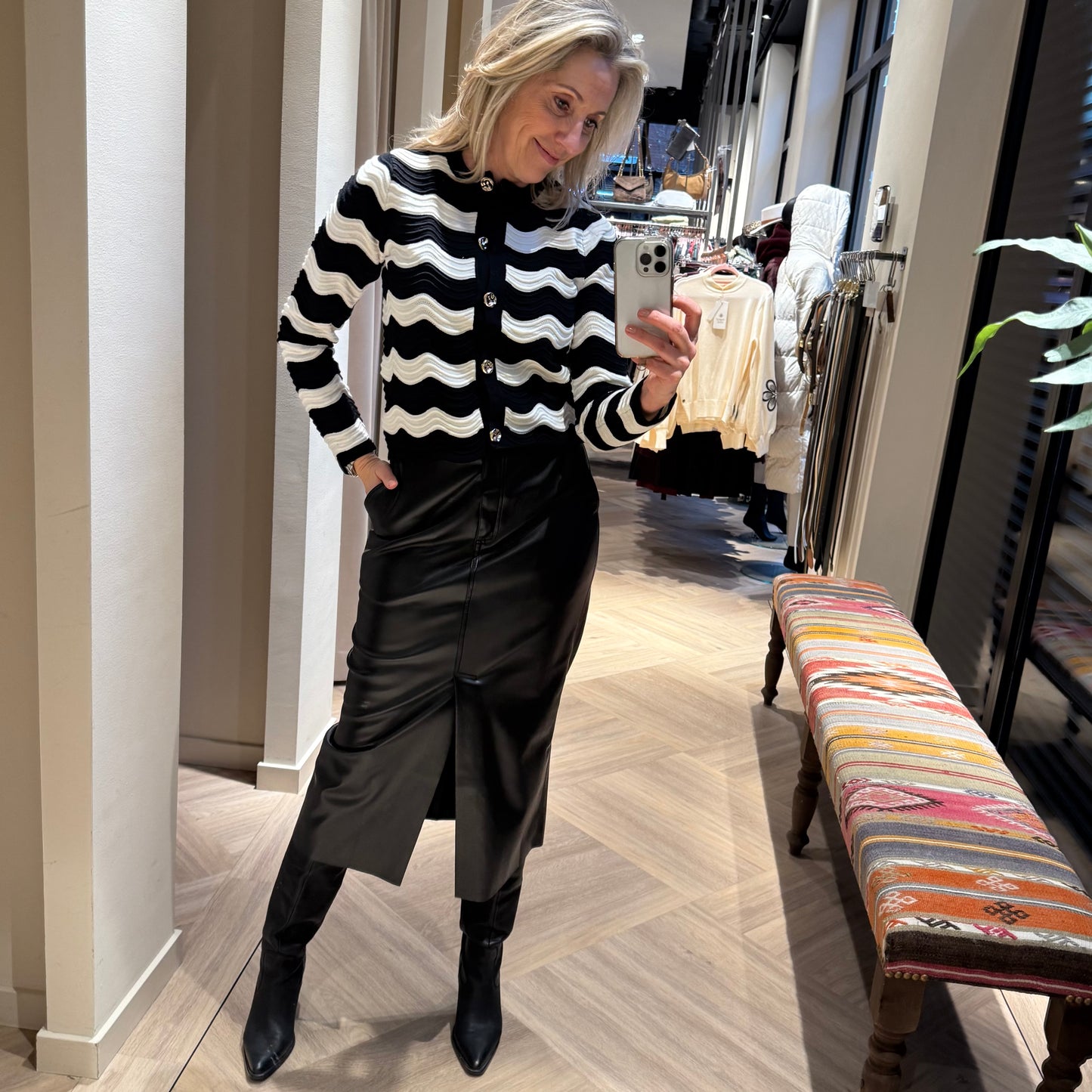 Azzurro Rok Carry Zwart - Peet kleding