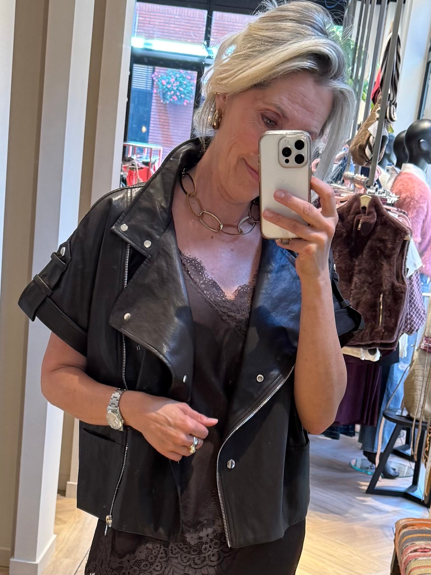 Biker Gilet Khloé PU Donkerbruin - Peet kleding