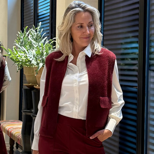 Triple Nine - Fluffy Gilet Inky Bordeaux - 9001 - Peet kleding