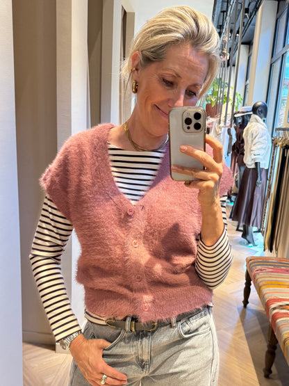 Red Button Vest Sleeveles Fuzzy Mauve