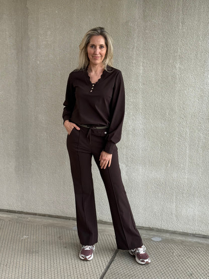 Triple Nine - Travel Top Laura Donkerbruin - 6933 - Peet kleding