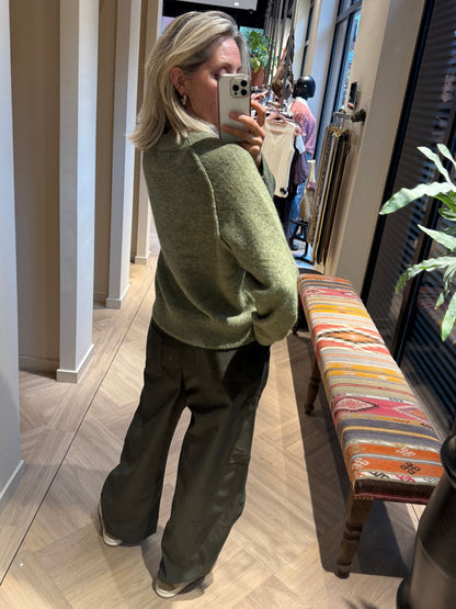 With Black Trui Andrea Avocado Green - Peet kleding