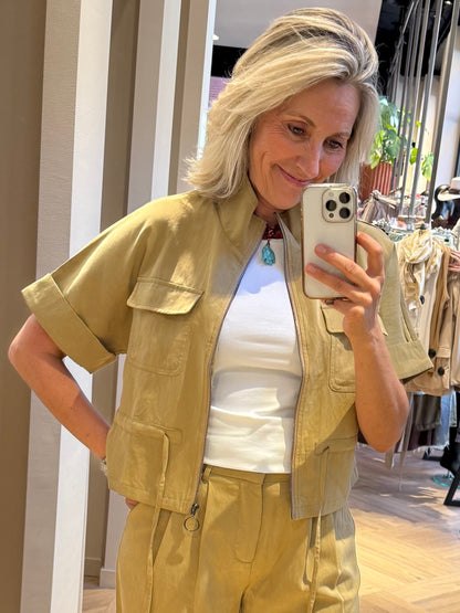 Ambika Gilet Iris Khaki - Peet kleding