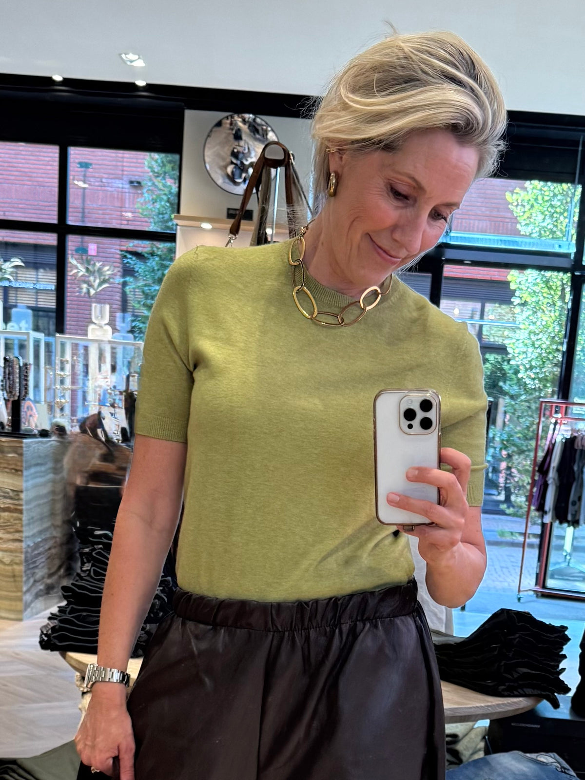 Top Basic Jip Olijf - Peet kleding