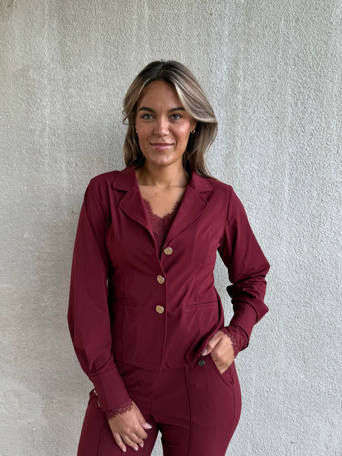 Travel Blazer Amelie Bordeaux- 3904 - Peet kleding