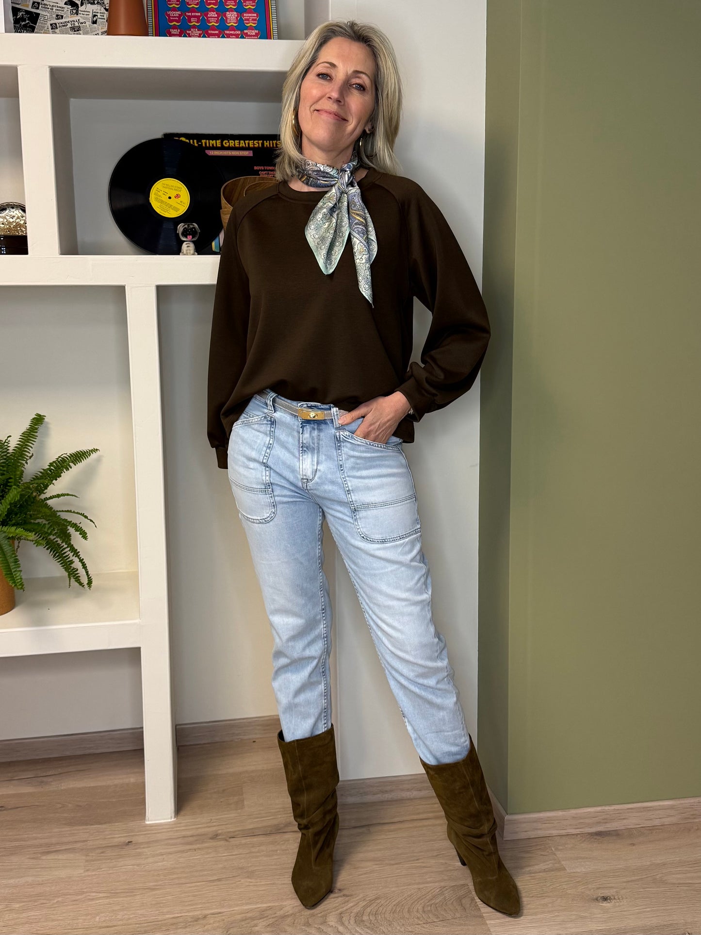 Azzurro Sweater Emma Bruin - Peet kleding