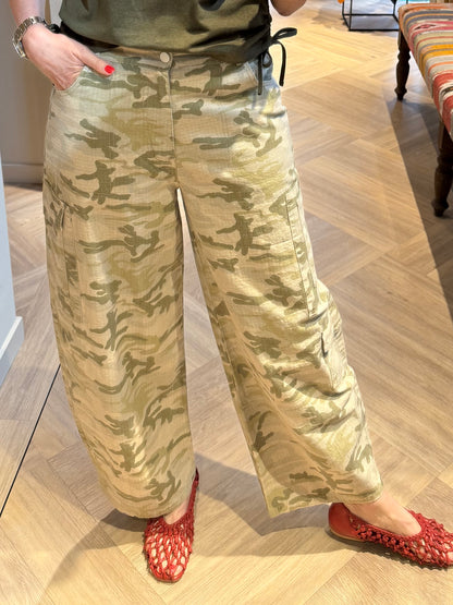 Ambika Broek Caby Army Zachtgroen - Peet kleding