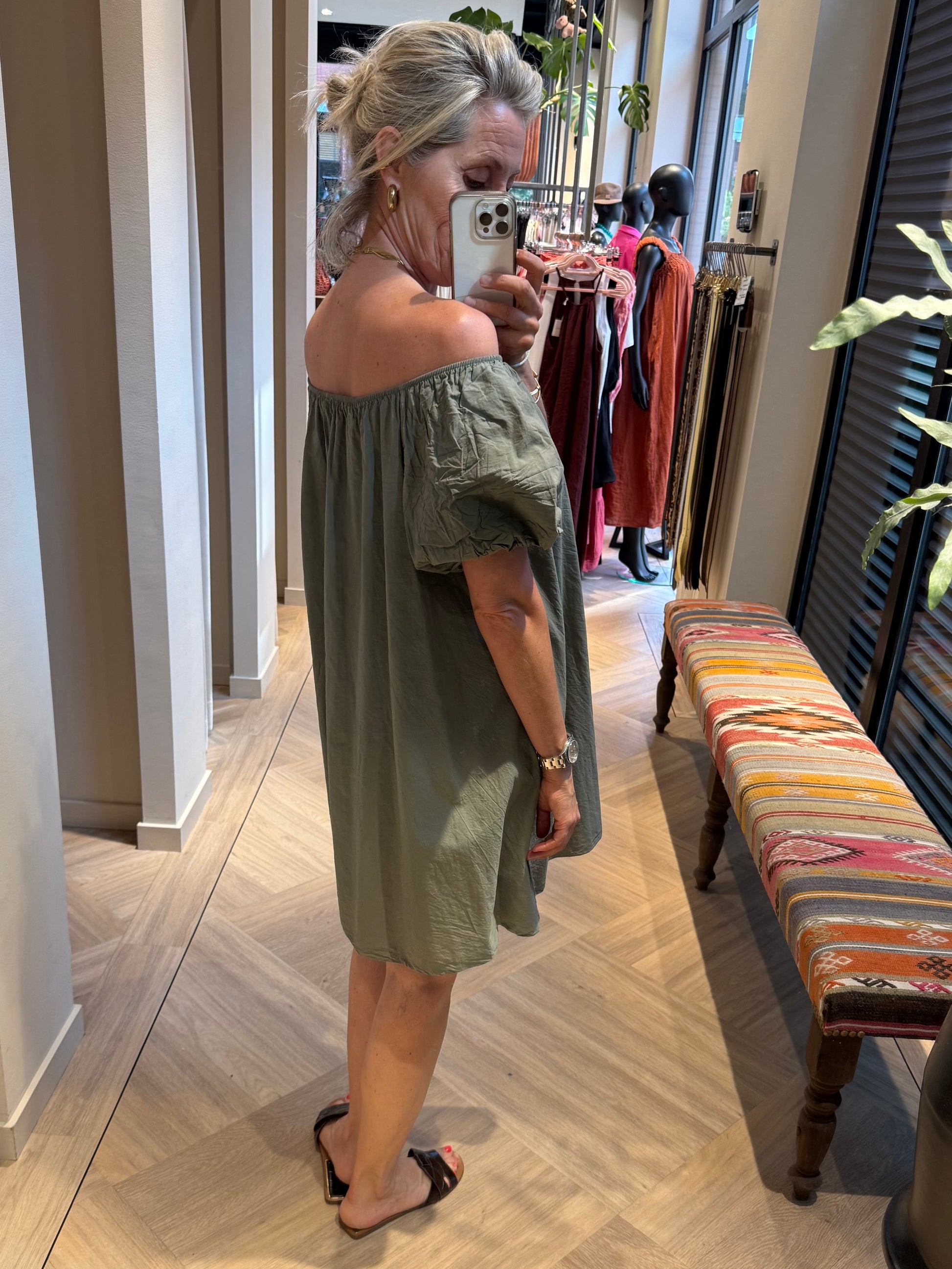 Jurk Maria Offshoulder Army - Peet kleding