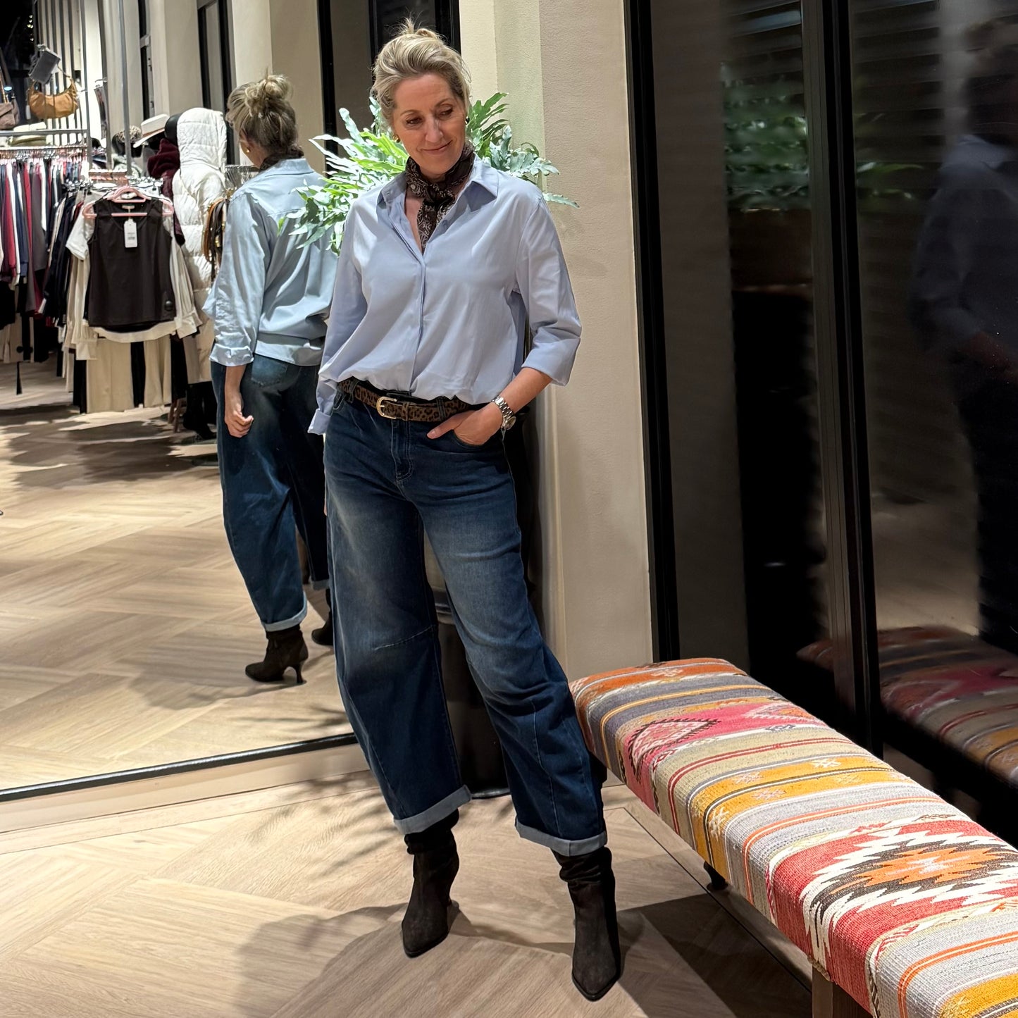 Basic Blouse Lisa Lichtblauw - Peet kleding