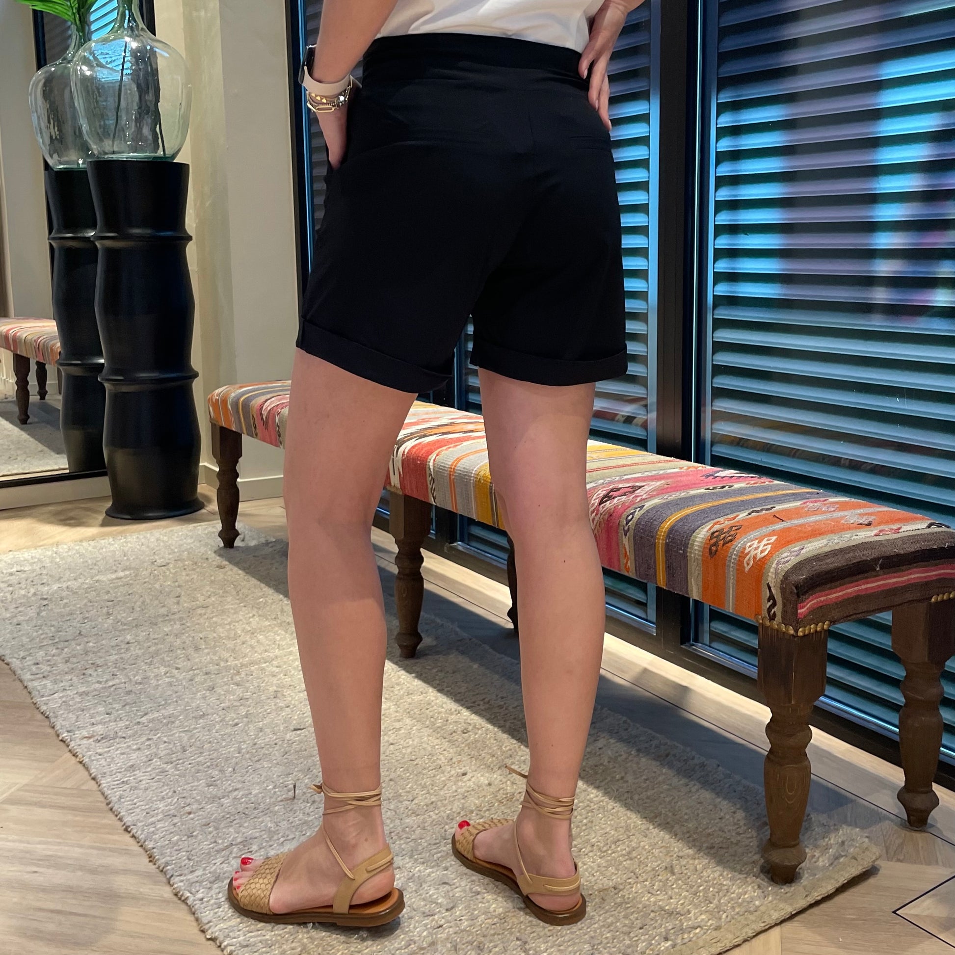 Lady Day Short Penelope Zwart - Peet kleding