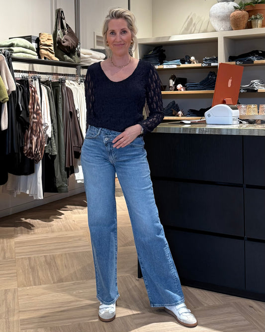 Triple Nine - Kanten Top Lucy Navy - Peet kleding