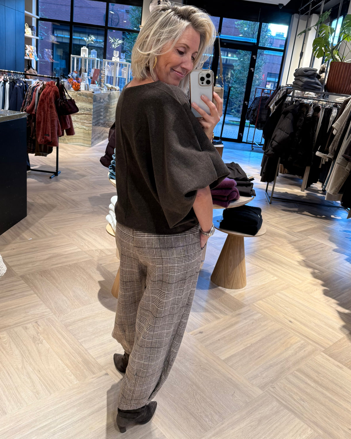 Broek Korte Barrel Ruit Bruin - Peet kleding