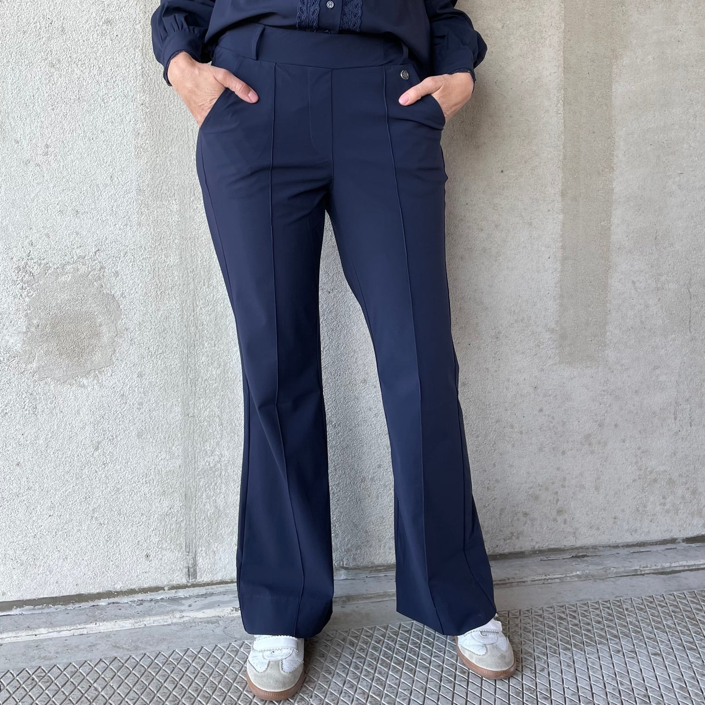 Triple Nine - Travel Broek Fleur Navy - 2301 - Peet kleding