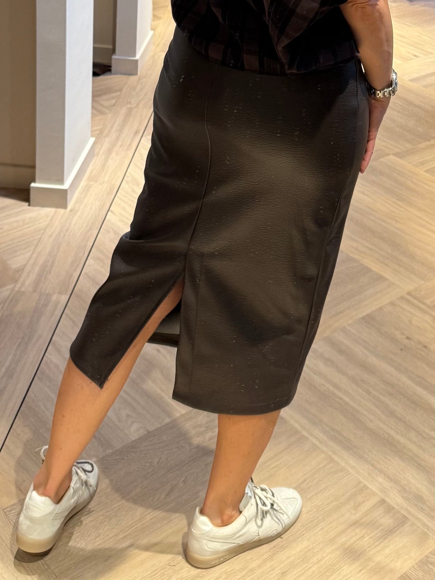 Faux Leather Koker Rok Donkerbruin - Peet kleding