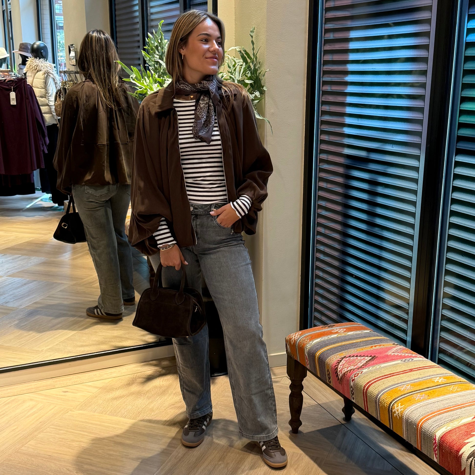 Jack Charmaine Bruin - Peet kleding