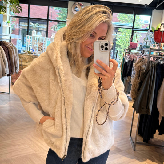 Bodywarmer Celia Faux Fur Beige - Peet kleding