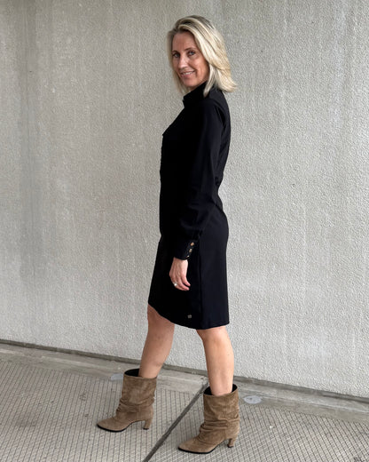 Triple Nine - Travel Jurk Melin Zwart - 51810 - Peet kleding