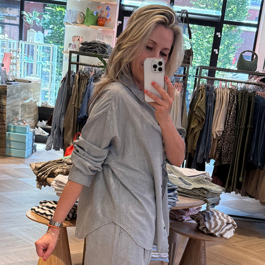 With Black Blouse Willow Grey - Peet kleding