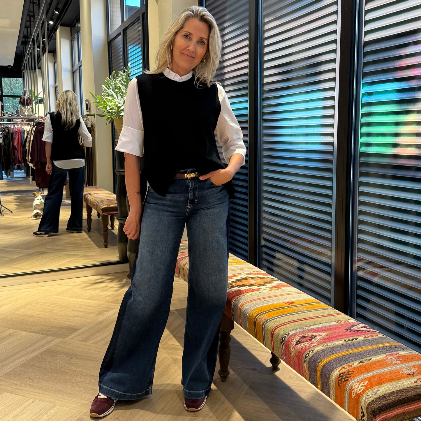 Gebreide Top Mouwloos Lucy Zwart - Peet kleding