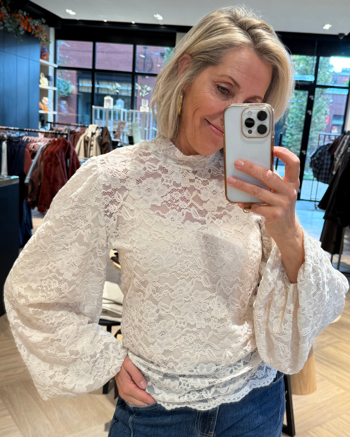 Top Mura Ballonmouw Kant Offwhite - Peet kleding