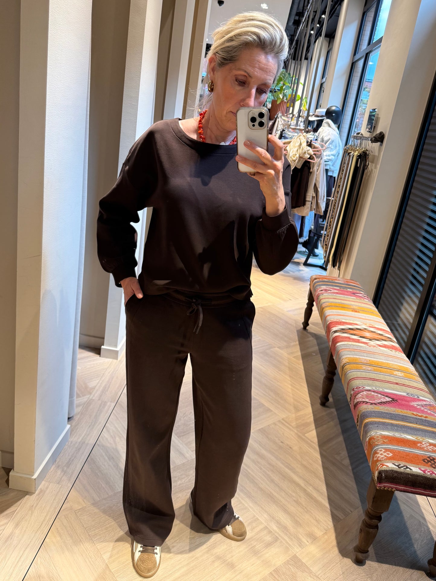 Red Button Colette Scuba Pant Espresso - Peet kleding