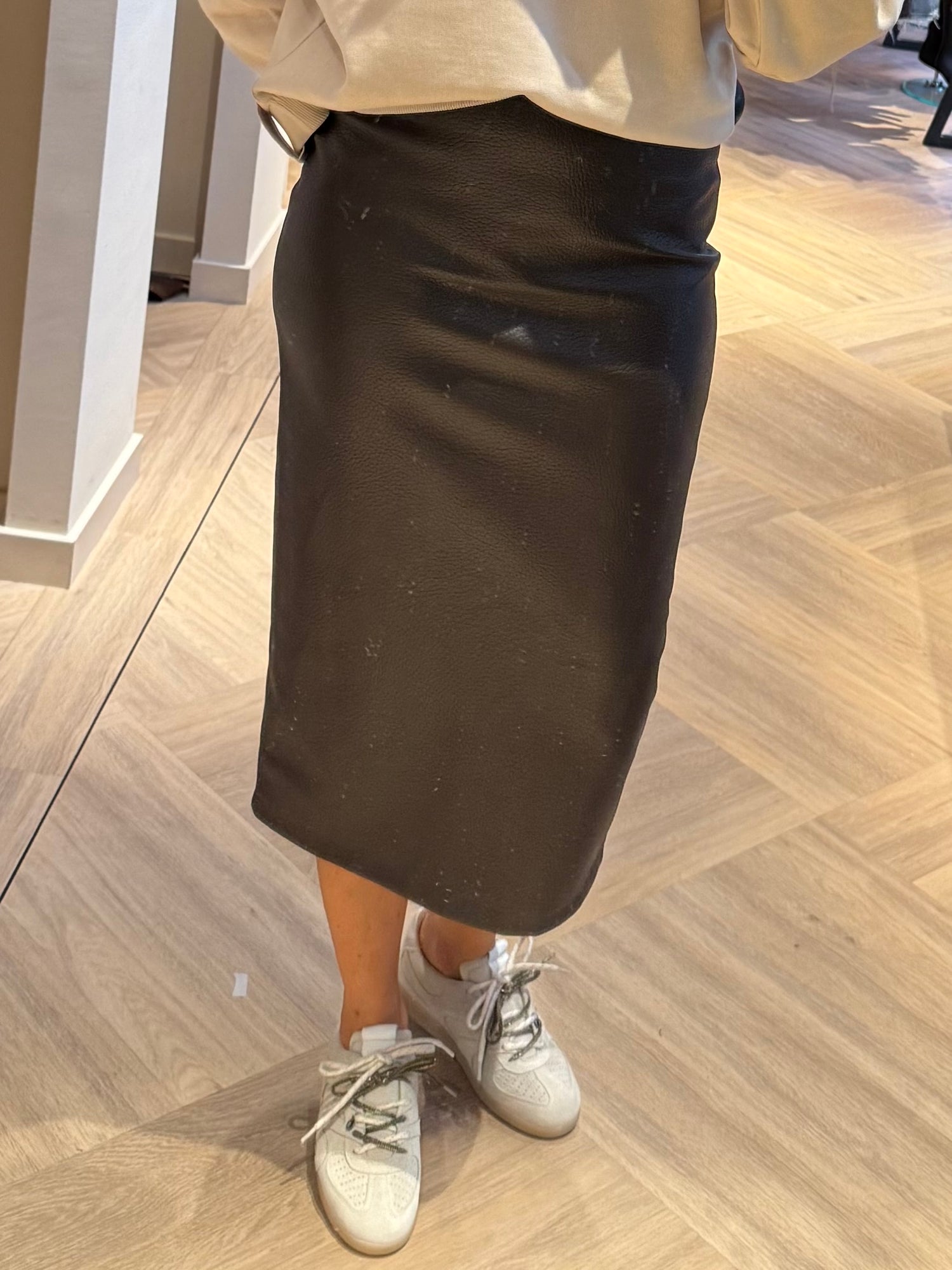 Faux Leather Koker Rok Donkerbruin - Peet kleding