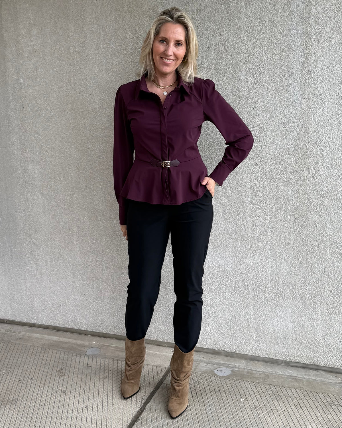 Triple Nine - Travel Blouse Simona Aubergine - 5950 - Peet kleding