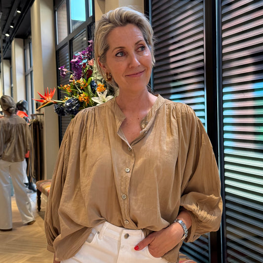 Blouse Flowy Camel - Peet kleding