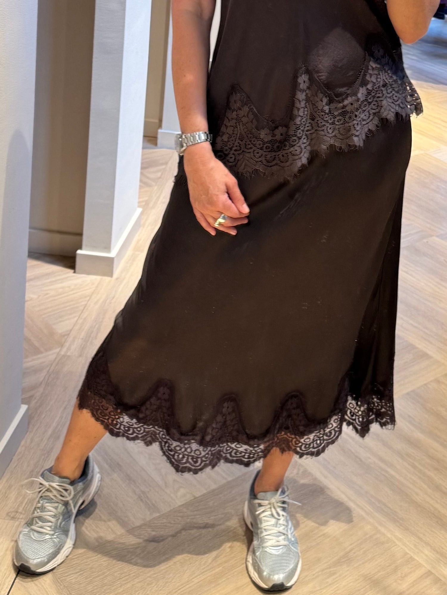 Rok Satin Lace Donkerbruin - Peet kleding