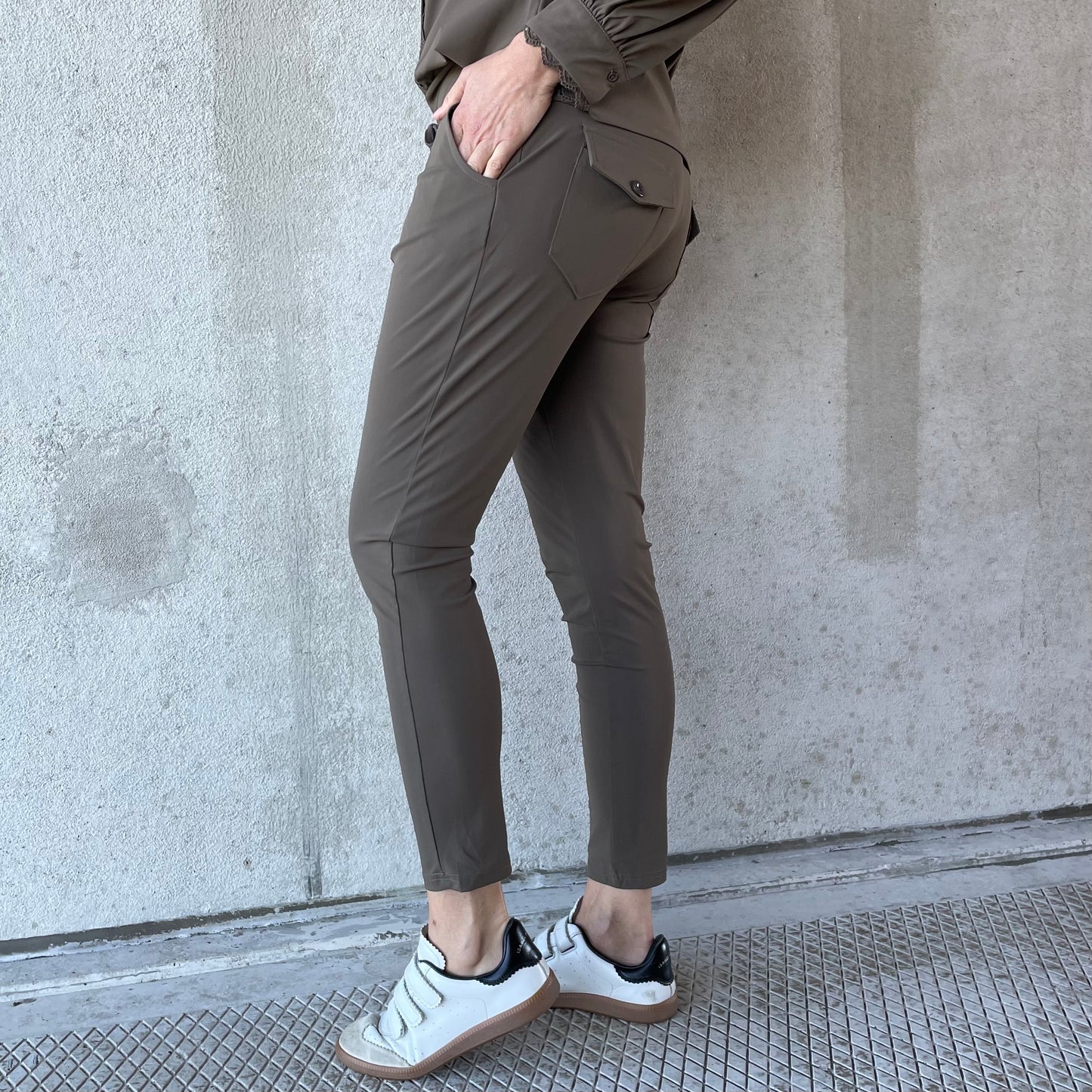 Triple Nine - Travel Broek Fenna Taupe - 2101 - Peet kleding