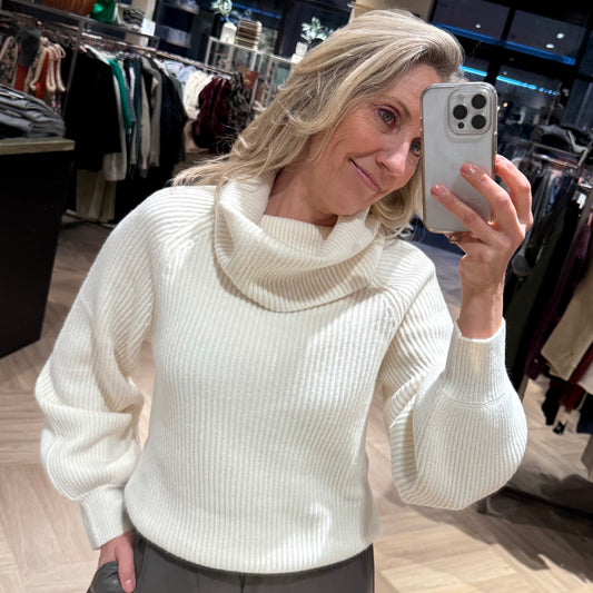 Yaya Col Trui Ballon Mouw Offwhite - Peet kleding