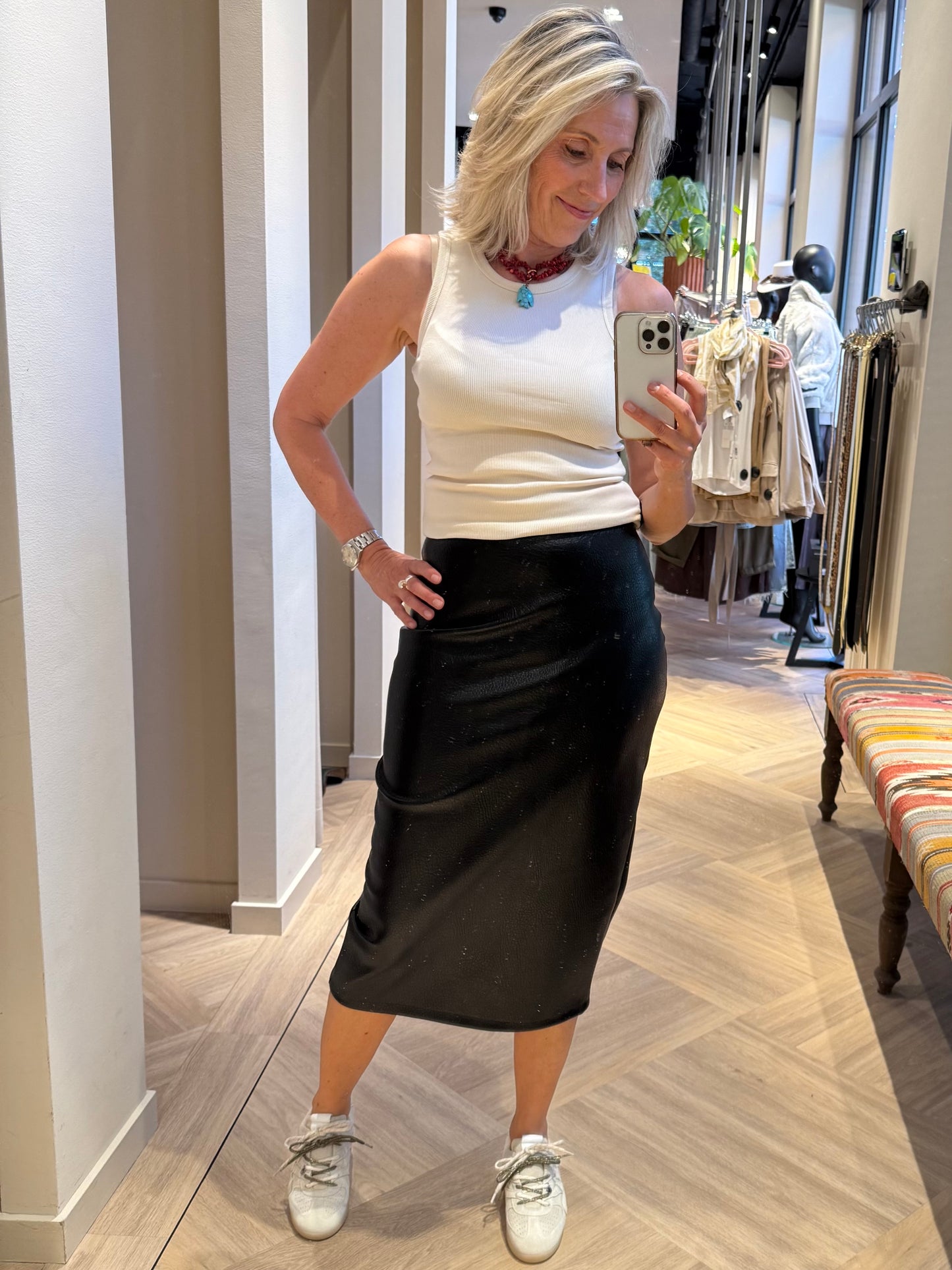 Faux Leather Koker Rok Zwart - Peet kleding