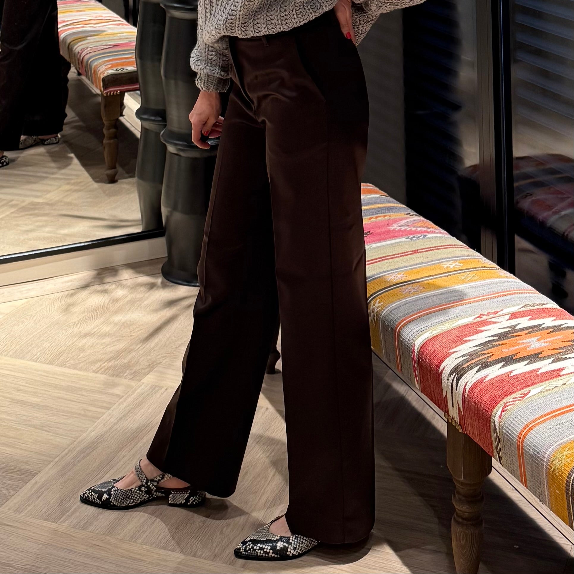 Copenhage Muse Shine Pants Donkerbruin - Peet kleding