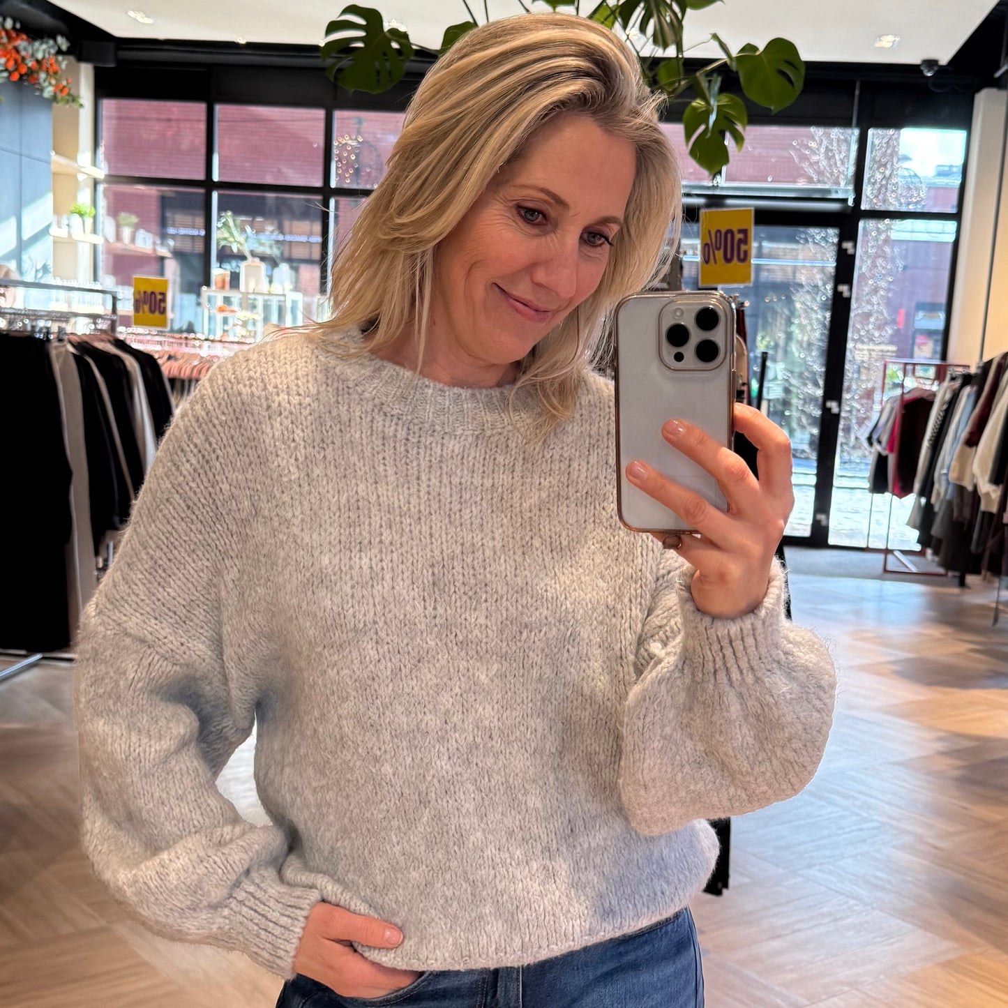 Trui Saar Zachtgrijs - Peet kleding