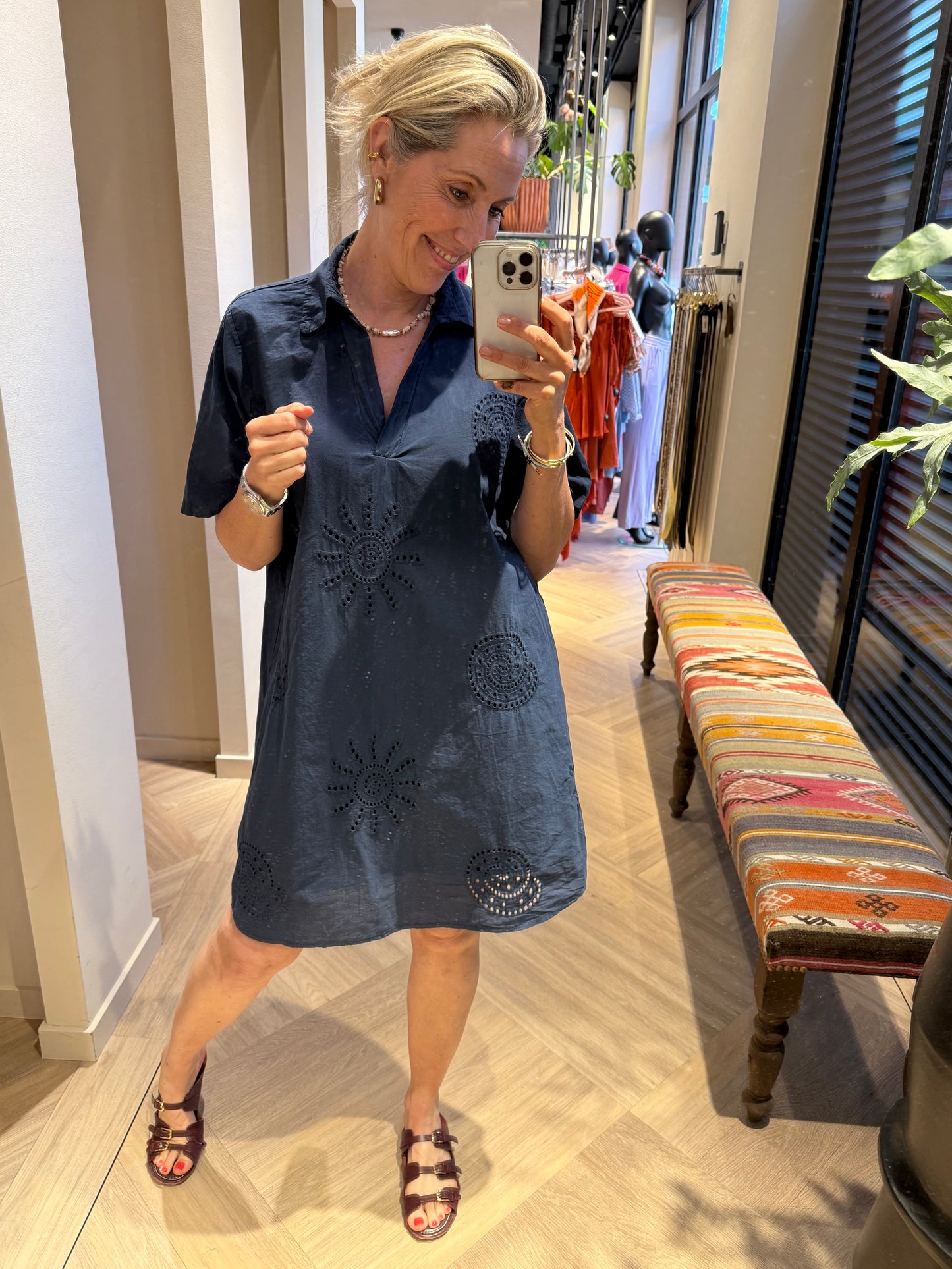 Jurk Leby Embroid Navy - Peet kleding