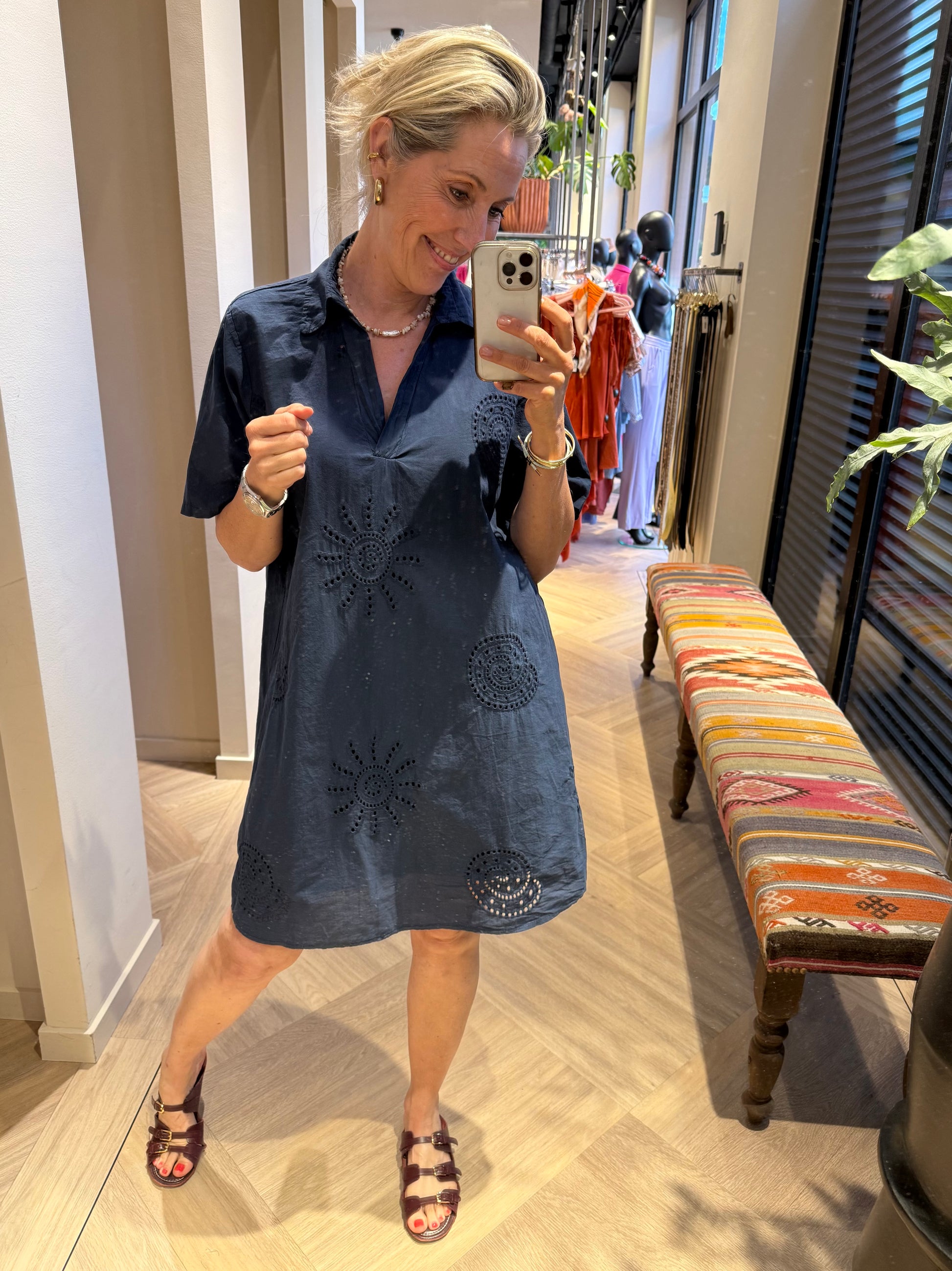 Jurk Leby Embroid Navy - Peet kleding